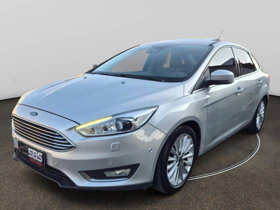 FORD FOCUS 2.0 SE PLUS SEDAN 16V FLEX 4P POWERSHIFT FORD FOCUS 2.0 SE PLUS SEDAN 16V FLEX 4P POWERSHIFT